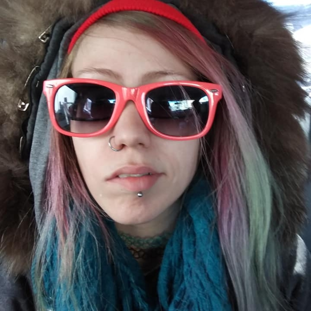 Meet your Posher, Stephanie